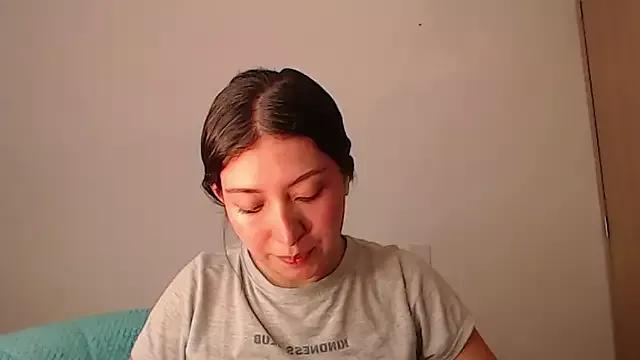 -Ivonny from StripChat is Freechat