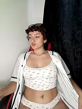 -ivory from StripChat is Freechat