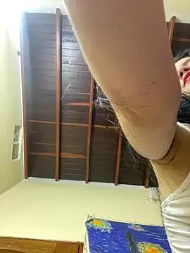 -LUCIANA- from StripChat is Freechat