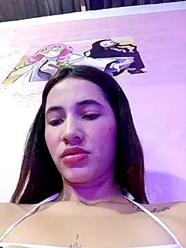 -Nicol from StripChat is Freechat
