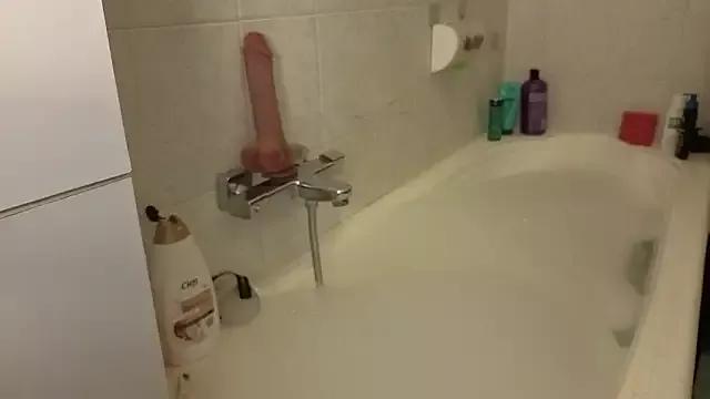 -SallyBlack- from StripChat is Freechat