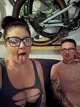 420Curvybabe from StripChat is Freechat