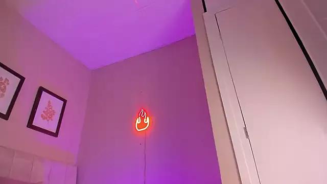 _alison_c from StripChat is Freechat