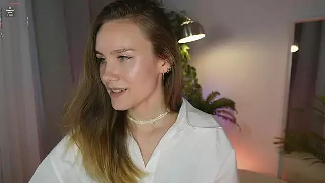 _Clare_Florence_ from StripChat is Freechat