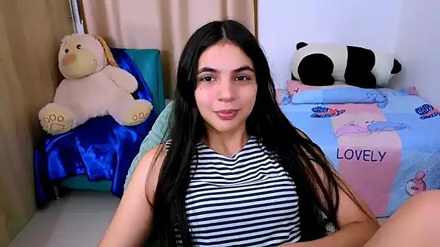 _elenna from StripChat is Freechat