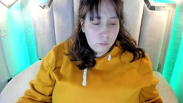 _Emily_rosee_ from StripChat is Freechat