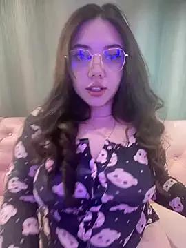 _ivyginger from StripChat is Freechat