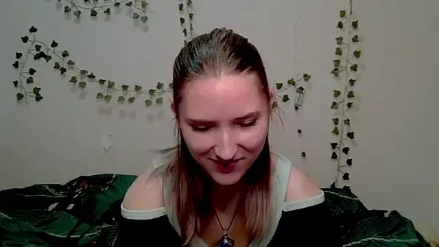 _kikiclark__ from StripChat is Freechat