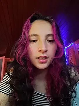 _Laary_Lily from StripChat is Freechat