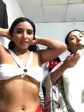 _Lorenn_ from StripChat is Freechat