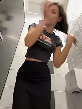Girls free live sex cams: Check out the satisfaction of typing and cam2cam with our sensual livestreamers, who will teach you all about temptation and desires with their smoking hot physiques.