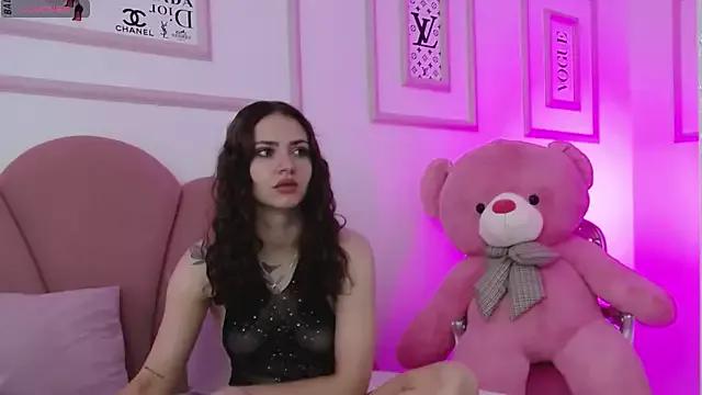 Abby__White from StripChat is Freechat