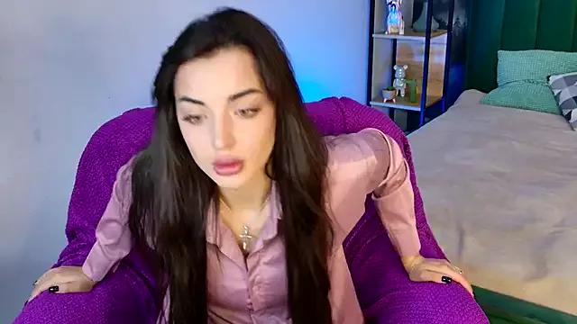 AdeleAmber from StripChat is Freechat