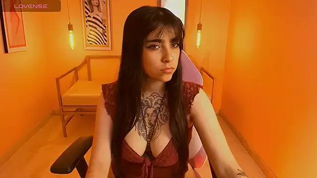 Adri_Gomez_ from StripChat is Freechat