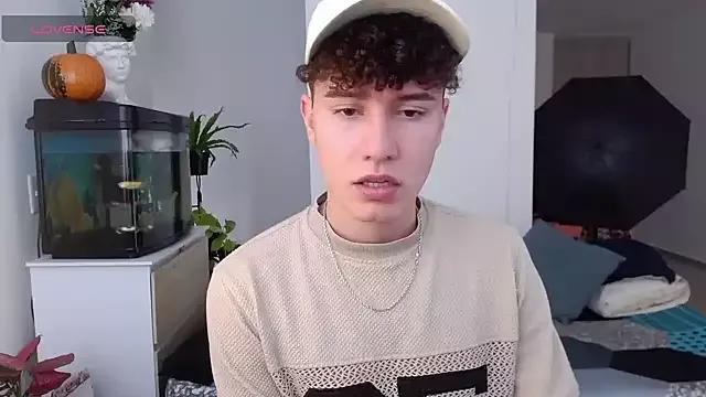 adrian_morelly from StripChat is Freechat