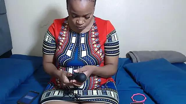 AfricanPopi from StripChat is Freechat