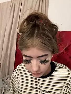 akirahattori from StripChat is Freechat