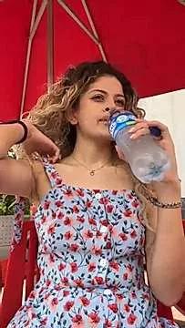 Girls free live sex cams: Check out the satisfaction of typing and cam2cam with our sensual livestreamers, who will teach you all about temptation and desires with their smoking hot physiques.