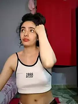 Alana_par from StripChat is Freechat