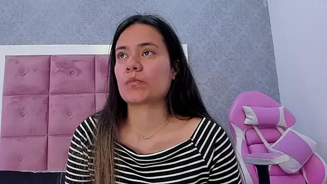 alanabensson from StripChat is Freechat