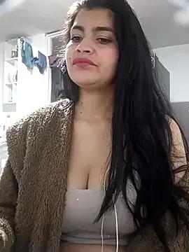 AlanaHotxx from StripChat is Freechat