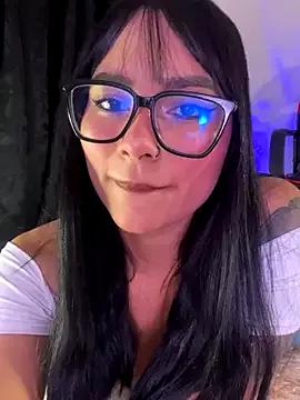 AlannaDollx from StripChat is Freechat