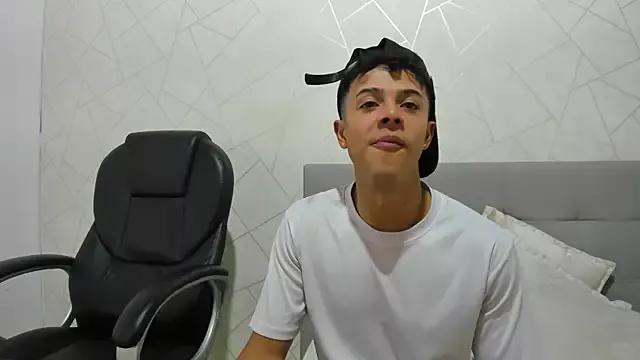Alex_Colton7 from StripChat is Freechat
