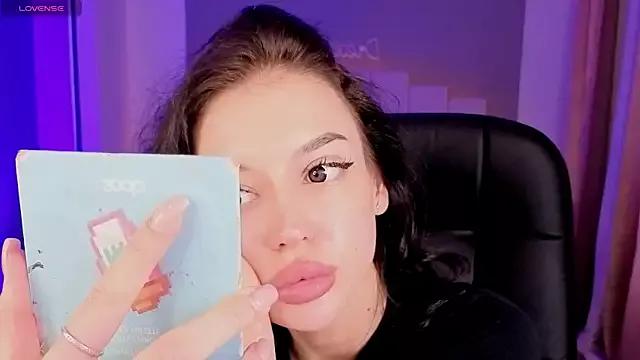 Alexa___Hill from StripChat is Freechat