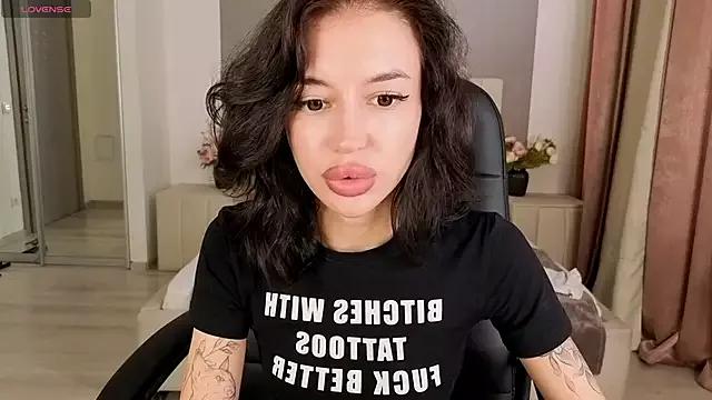 Alexa___Hill from StripChat is Freechat