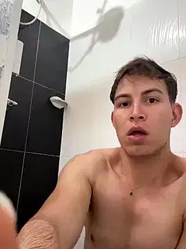 AlexanderBianchi2 from StripChat is Freechat