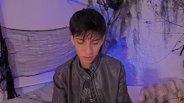 alexandersawyer from StripChat is Freechat