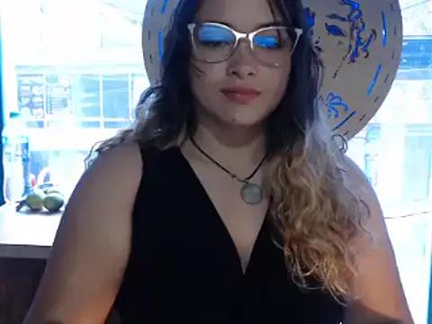AliaGarcia_ from StripChat is Freechat