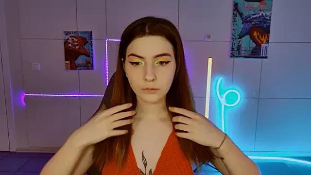 AliceCUNTach from StripChat is Freechat