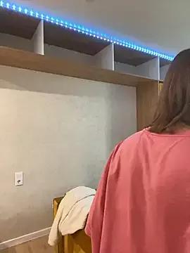 AliceLili from StripChat is Freechat