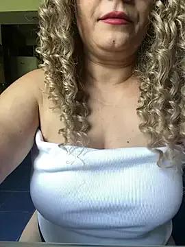 Alicia_natur from StripChat is Freechat