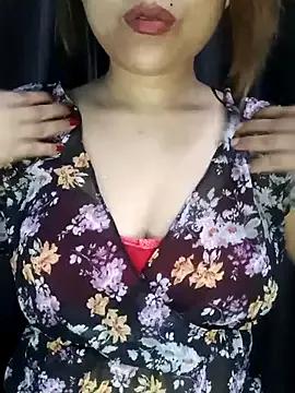 Alina-222 from StripChat is Freechat