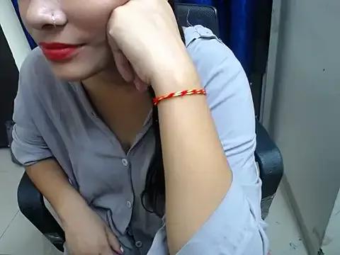 Alina_Lux from StripChat is Freechat