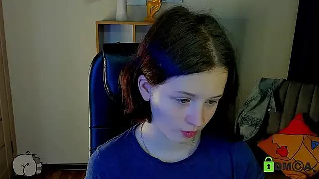 Alina_Mills from StripChat is Freechat
