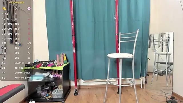 all_shades_dreams from StripChat