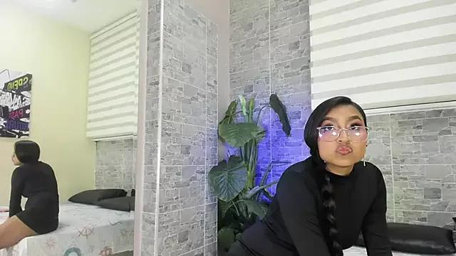 AmberBlazze from StripChat is Freechat