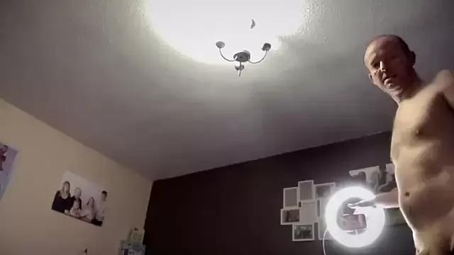 amberrose094 from StripChat is Freechat