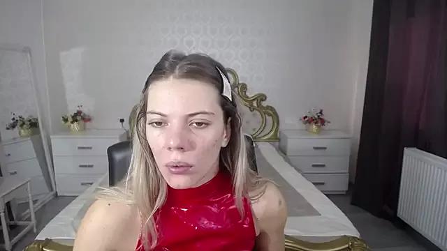 AmberTop from StripChat is Freechat