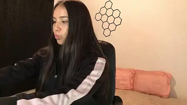 amelia_hall from StripChat is Freechat