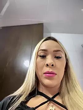 AmyWillss from StripChat is Freechat