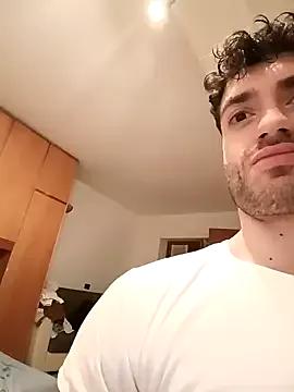 Andreatopbot from StripChat is Freechat