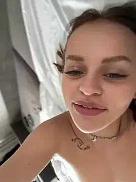 Girls free live sex cams: Check out the satisfaction of typing and cam2cam with our sensual livestreamers, who will teach you all about temptation and desires with their smoking hot physiques.