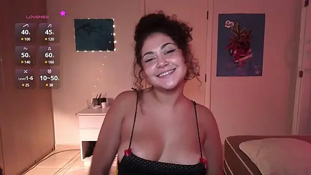 Girls free live sex cams: Check out the satisfaction of typing and cam2cam with our sensual livestreamers, who will teach you all about temptation and desires with their smoking hot physiques.
