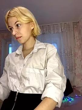 AnnaCutieBeauty from StripChat