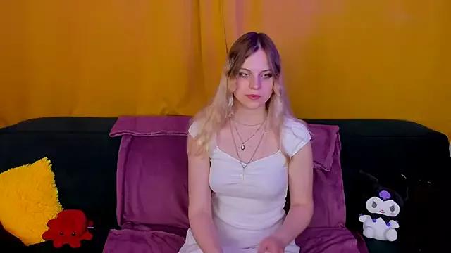 Annie_xBaby from StripChat is Freechat