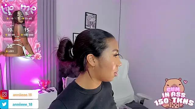 Anniieee__ webcams show profile image 